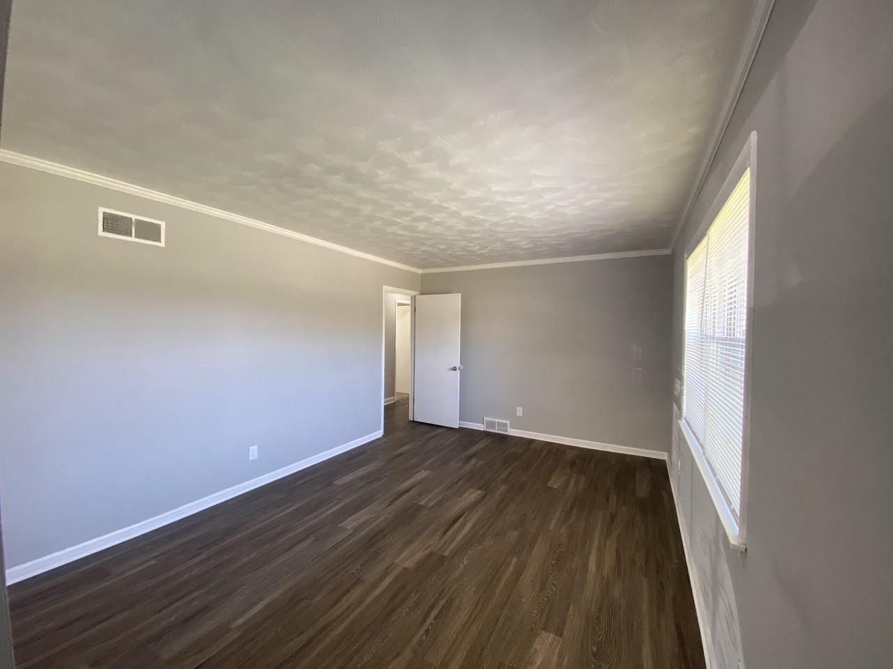 4444 Opal Cv - Photo 2 of 11