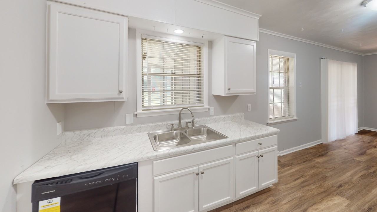 4444 Opal Cv - Photo 3 of 11