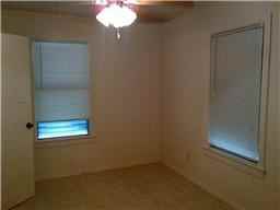 1815 69th St - Photo 2 of 10