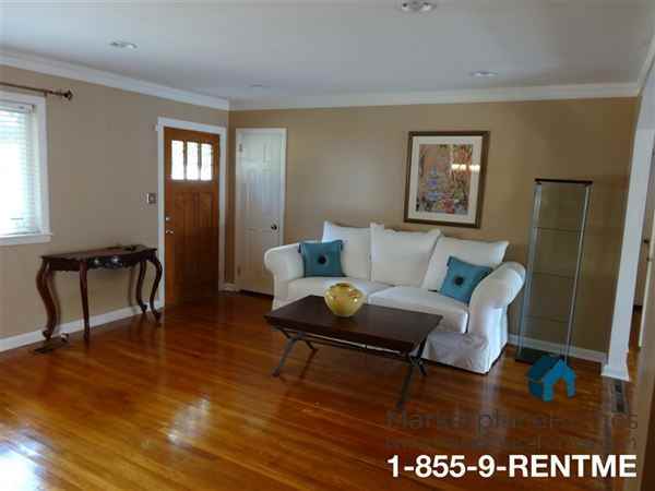 1760 Dyson Dr NE - Photo 2 of 14