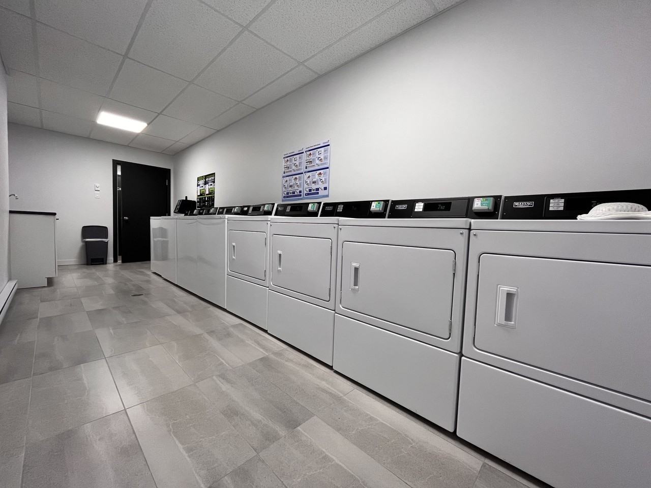 Altitude H - Photo 6 of 7