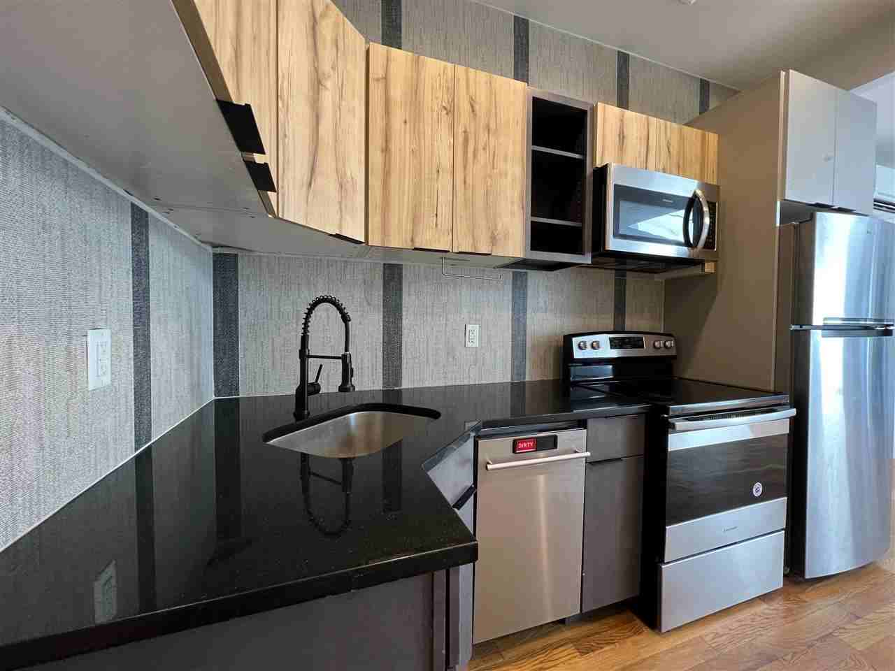 241 Scholes St #3L - Photo 3 of 16