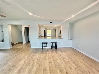 6 Bayshore Pt - Photo 2 of 24