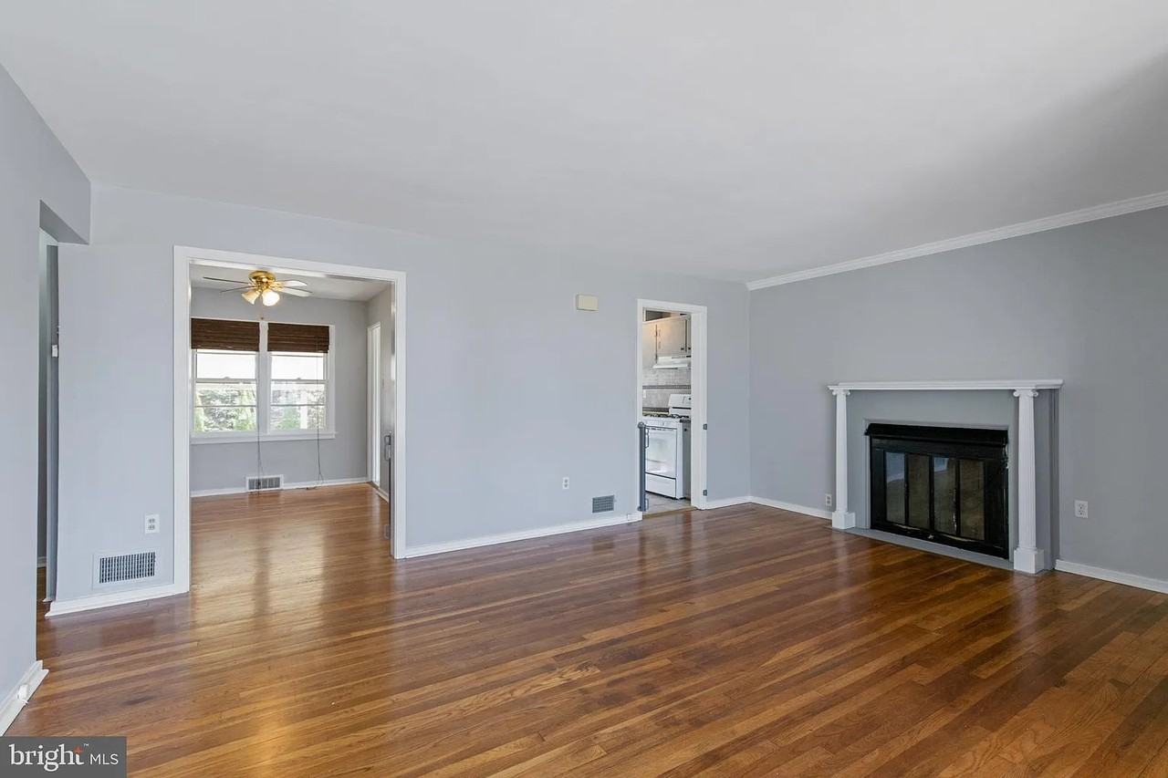 1307 Strafford Rd #NA - Photo 3 of 12