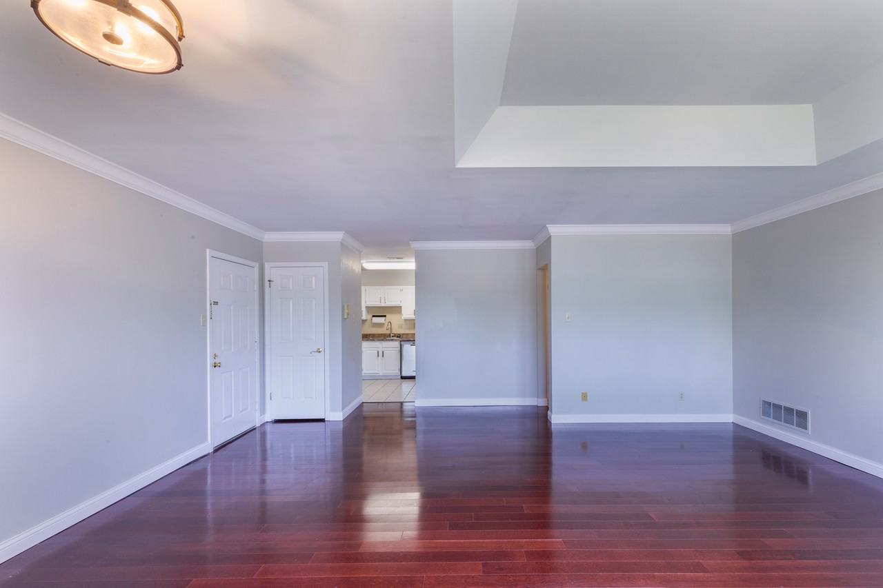 533 Colebrook Dr #D - Photo 2 of 21