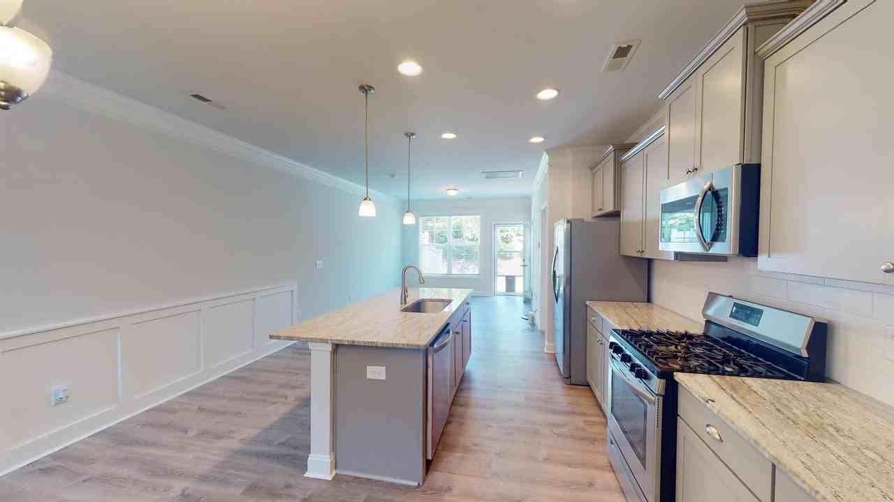 816 Riley Ln #1 - Photo 4 of 9