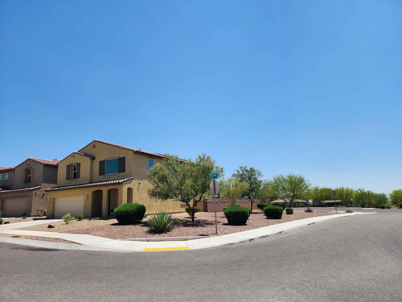 14156 E Oxen Ln #1 - Photo 2 of 5