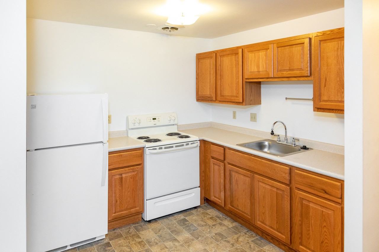 Olympia Place - Photo 3 of 13