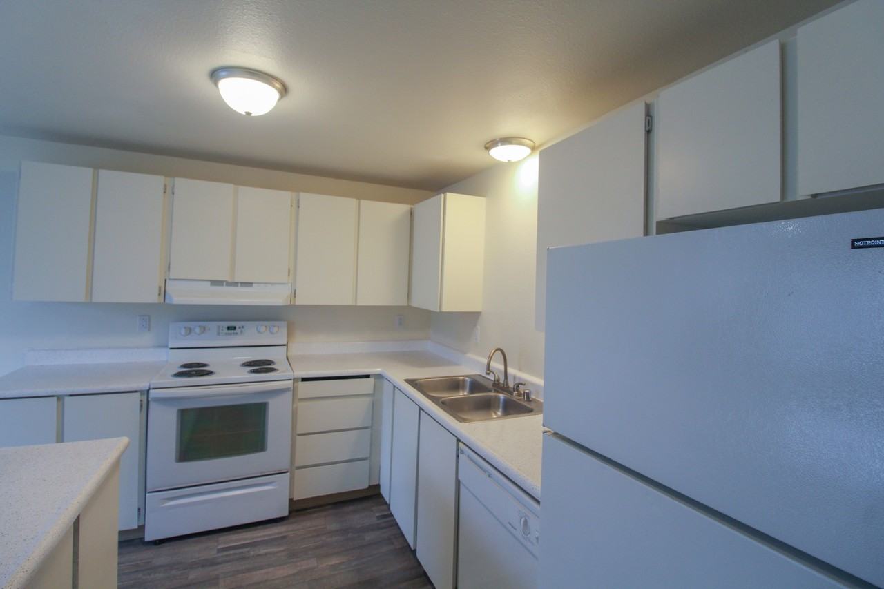 Valley Vista - Photo 7 of 23