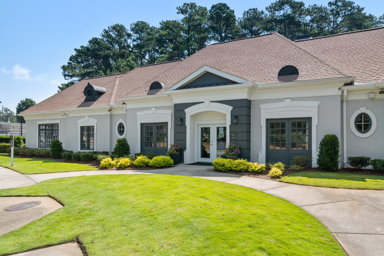 Apartments Near Lawrenceville Durant at Sugarloaf Apartment Homes for Lawrenceville Students in Lawrenceville, GA