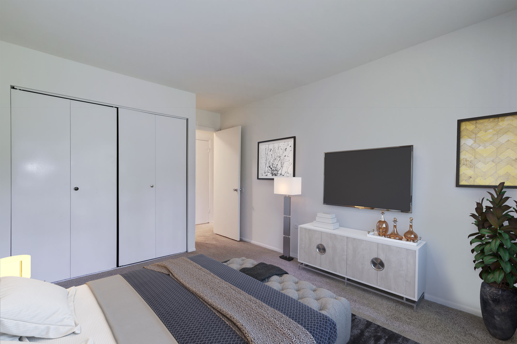 Brookmont Apartments - Photo 7 of 13
