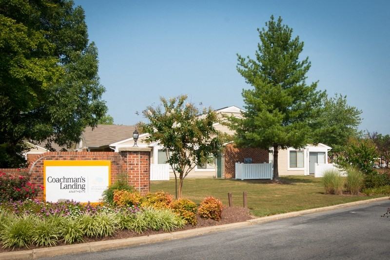 Apartments Near Coachman's Landing Apartments