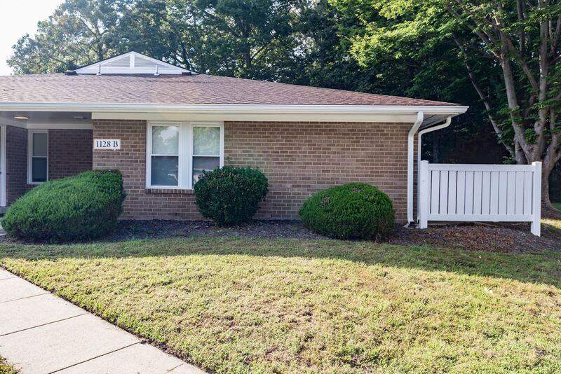 Crossland Apartments - Photo 7 of 24