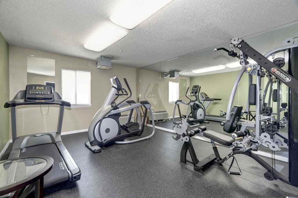 Village Lake Apartments - Photo 6 of 9