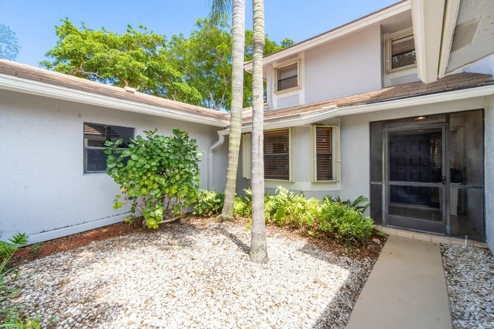 428 Lake Point South Ln - Photo 2 of 8