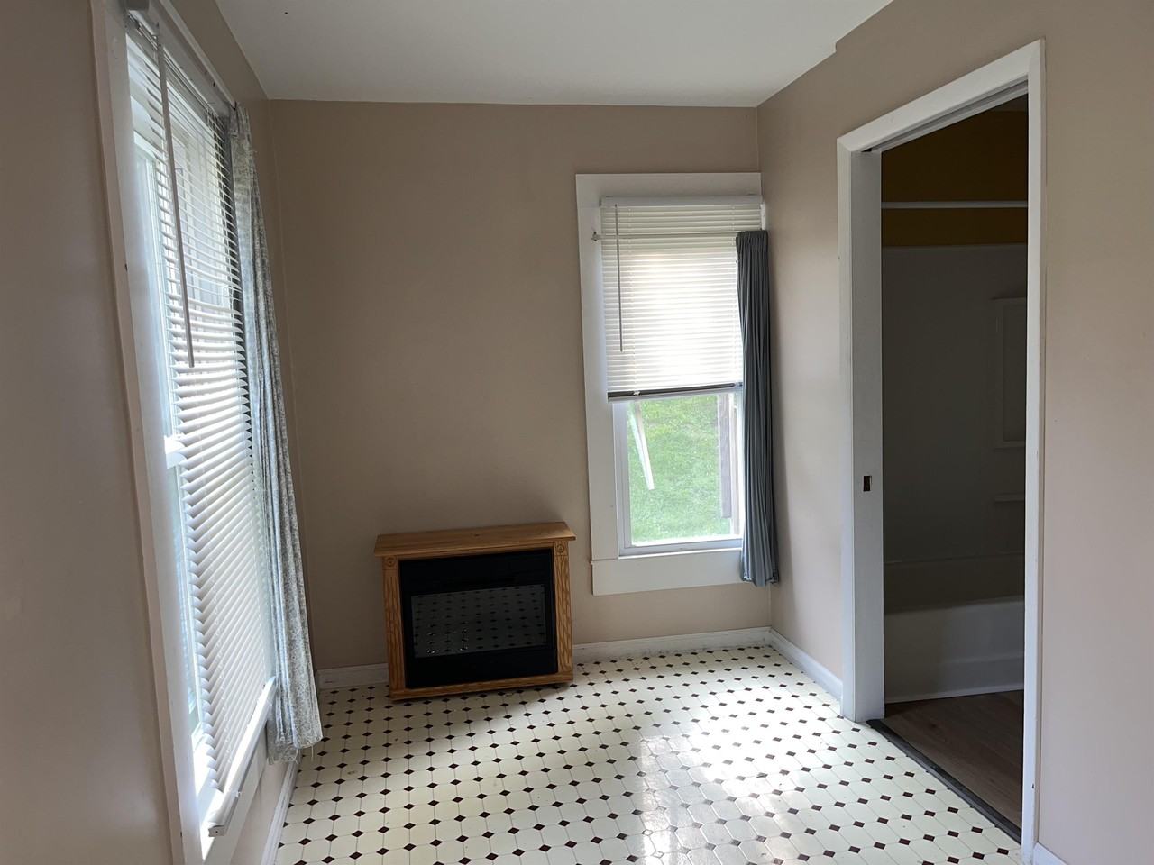 250 Hobson Branch Rd #1 - Photo 6 of 16