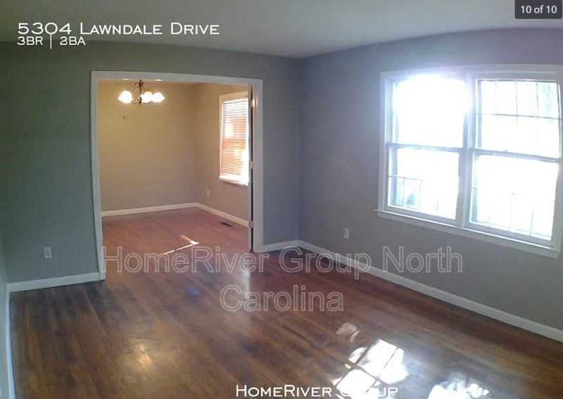 5304 Lawndale Dr - Photo 3 of 12