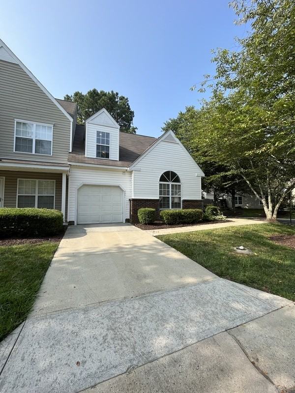 4531 Antelope Ln - Photo 2 of 18