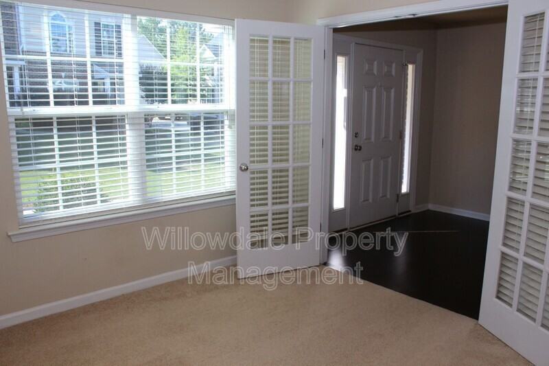 6043 Kentworth Dr - Photo 3 of 29