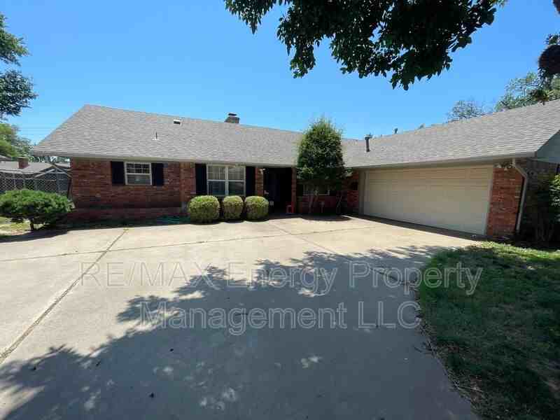 4508 Nw 31st Pl - Photo 2 of 36