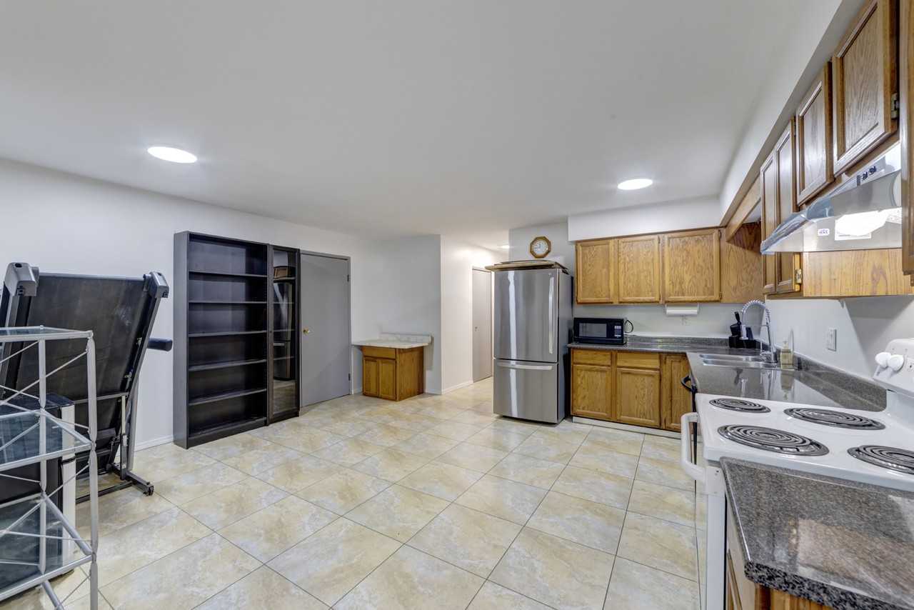 2033 Cedar Village Crescent - Photo 2 of 15