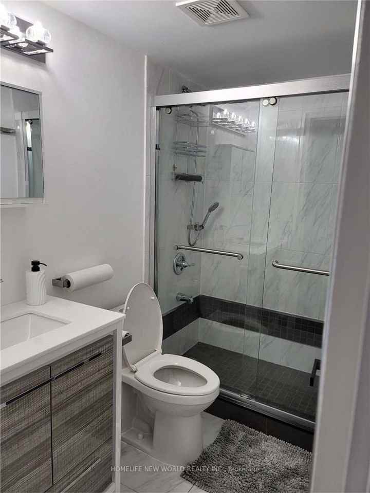 7378 Yonge Street ## - Photo 2 of 6