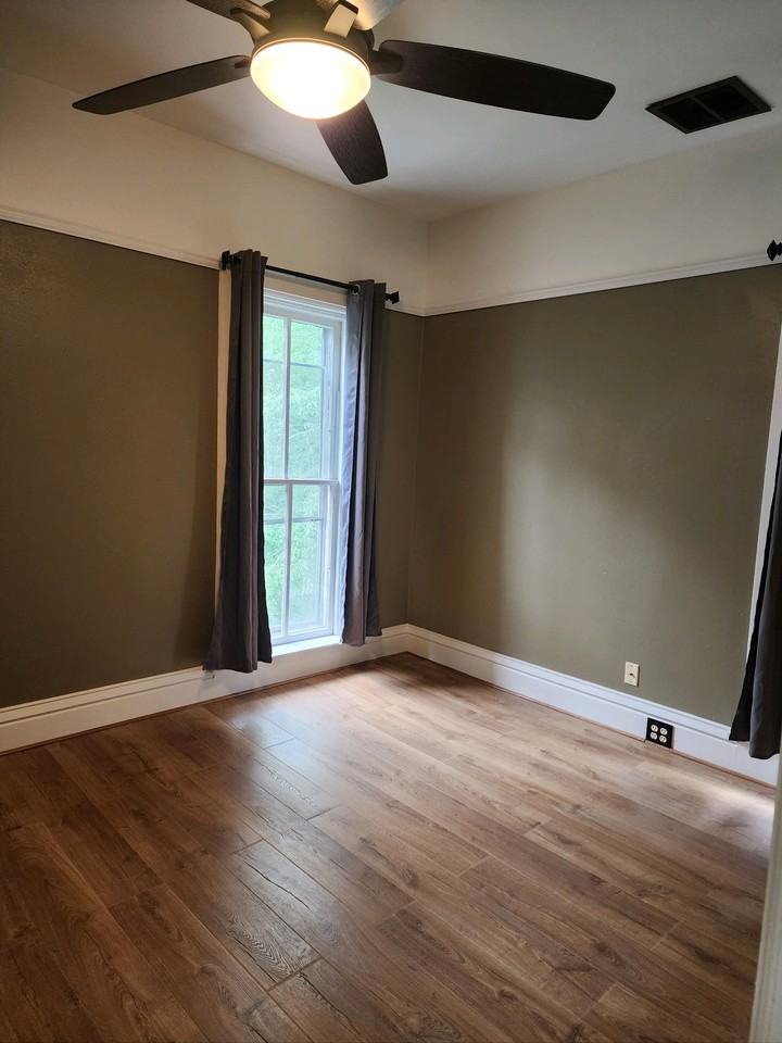 228 S Lafontaine St #228 - Photo 2 of 8