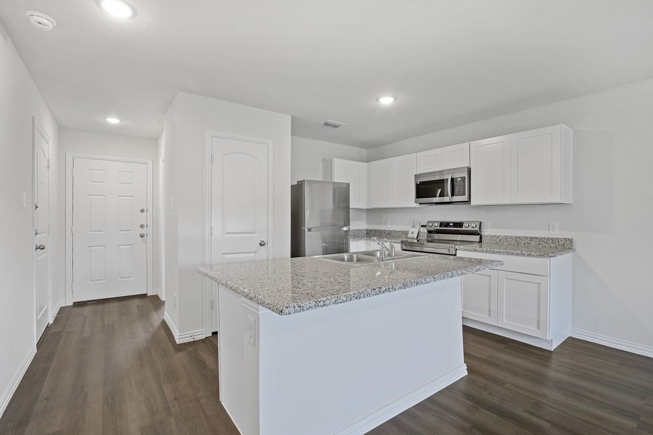 406 E Munson St #1 - Photo 5 of 18