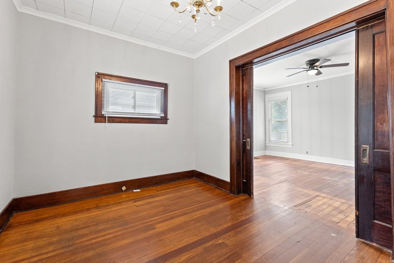 602 E Jackson St #1 - Photo 5 of 34