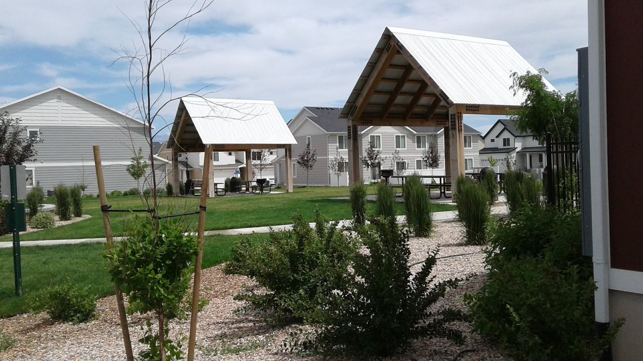 444 S Fox Chase Ln #1 - Photo 3 of 38