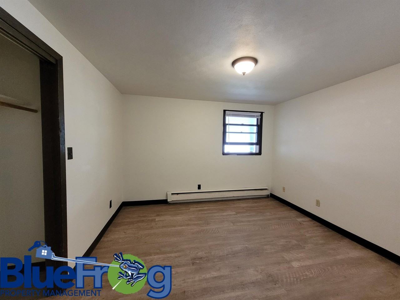 305 Franklin St #305 - Photo 3 of 4