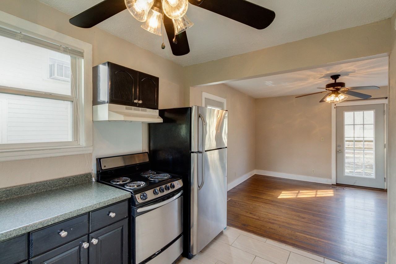 1211 Saturn Dr #1 - Photo 2 of 7