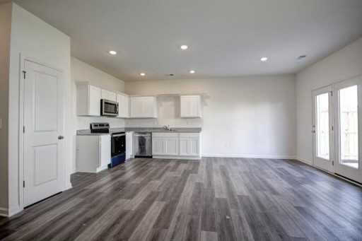 311 Penn Station Way #1 - Photo 3 of 15