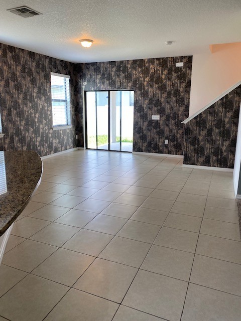 610 Silverthorn Pl #1 - Photo 6 of 28