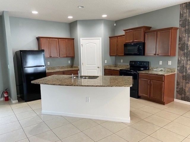 610 Silverthorn Pl #1 - Photo 2 of 28