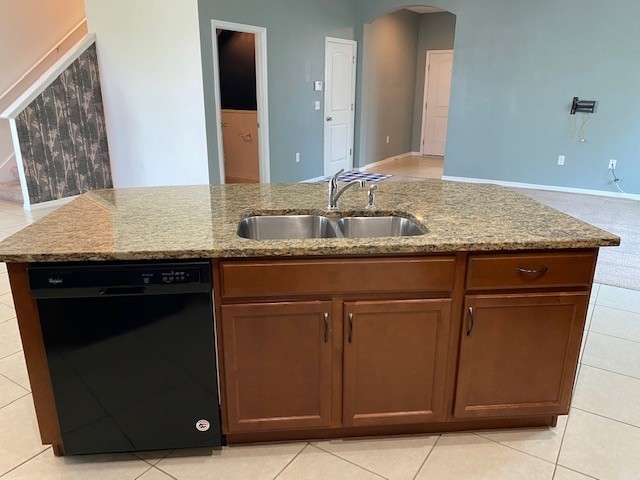 610 Silverthorn Pl #1 - Photo 4 of 28
