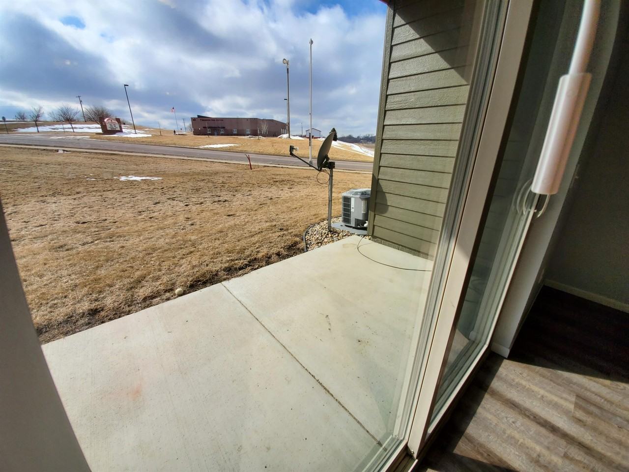 408 N Sioux Blvd #7 - Photo 7 of 11