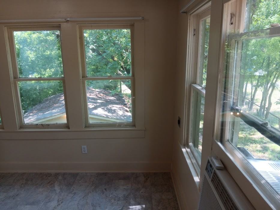 112 East Nelson Street ##200 - Photo 4 of 19