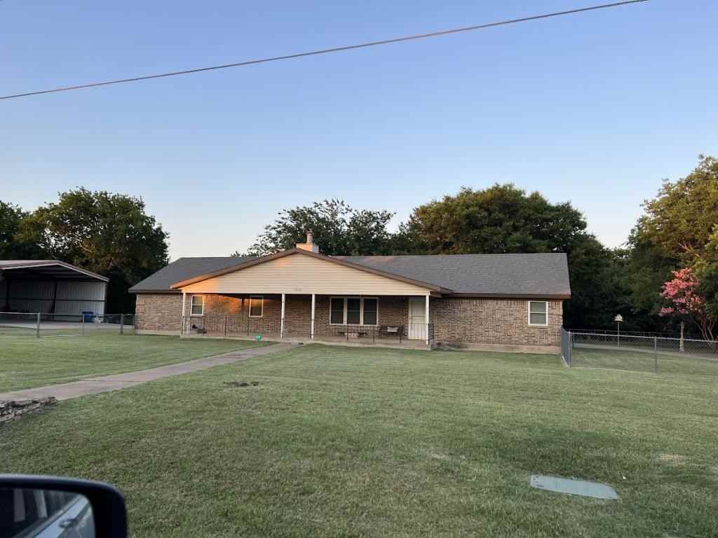 1724 Gale Dr - Photo 3 of 20