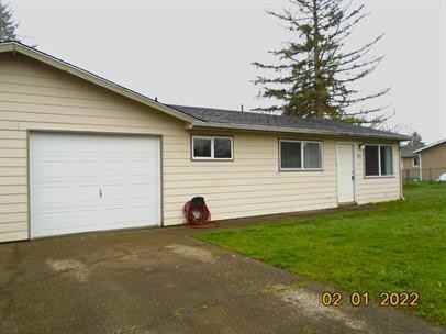 880 N 4th St - Photo 3 of 14