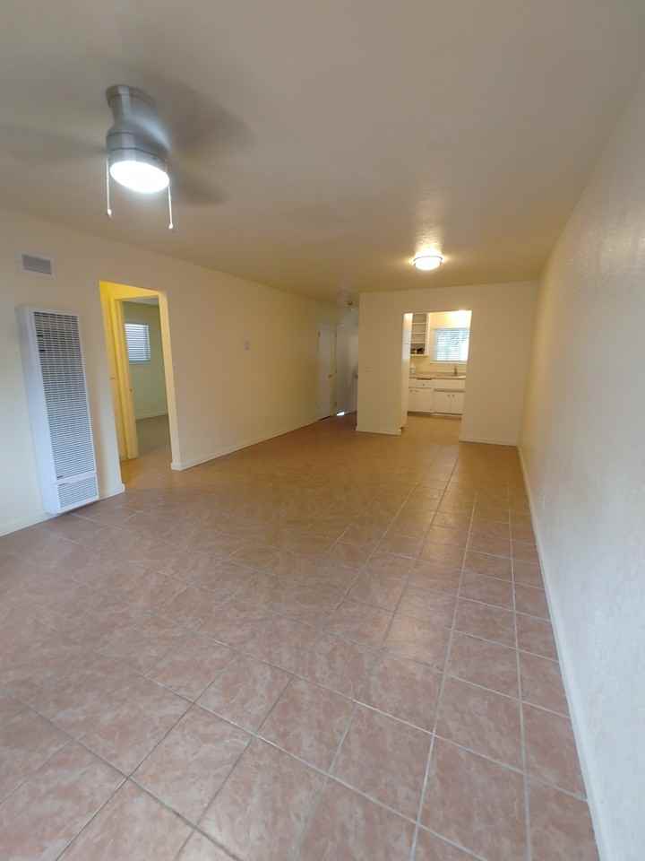 1007 U St #NA - Photo 2 of 12