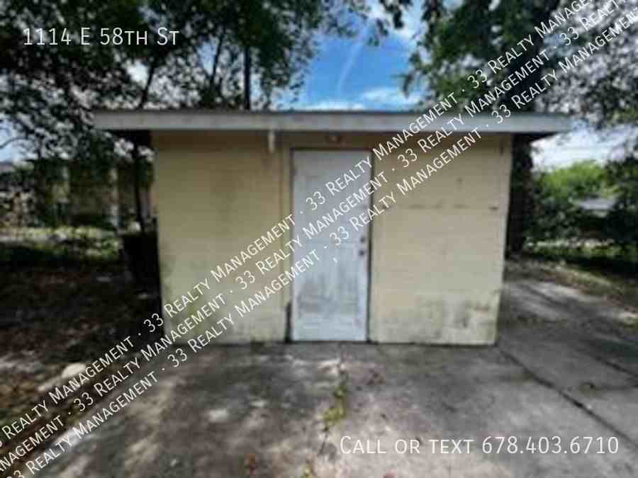 1114 E 58th St - Photo 3 of 9