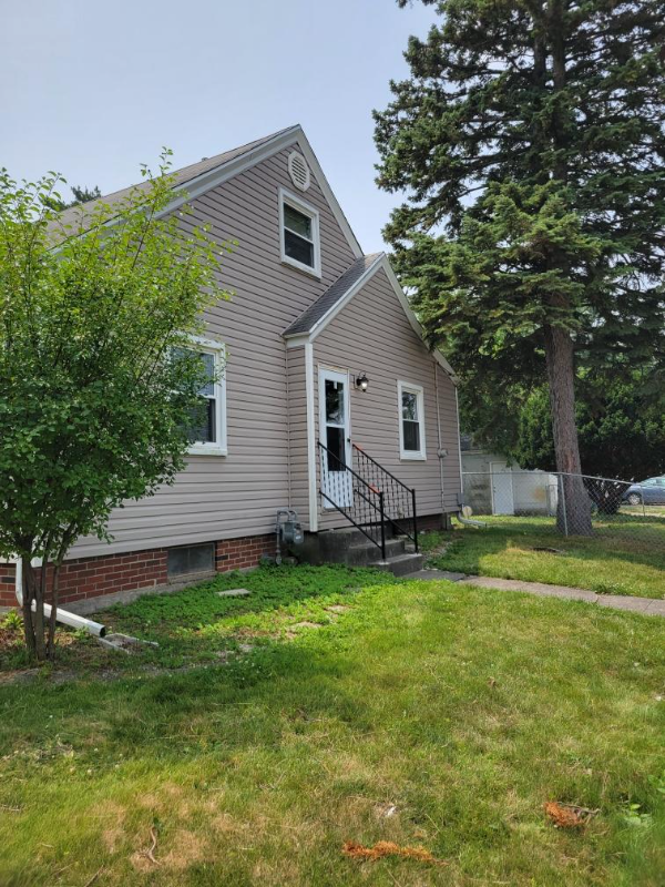 363 Kopernik Ave - Photo 2 of 21