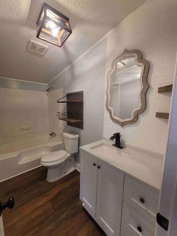 10 Old Sandfort Rd - Photo 2 of 12