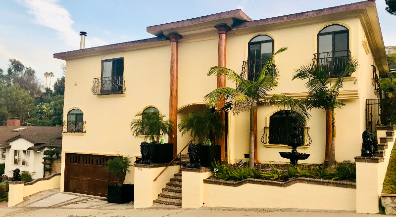 4266 Hillcrest Dr - Photo 2 of 26