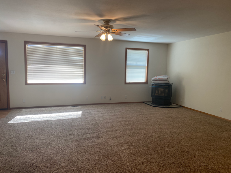 4764 Road M Ne - Photo 3 of 17