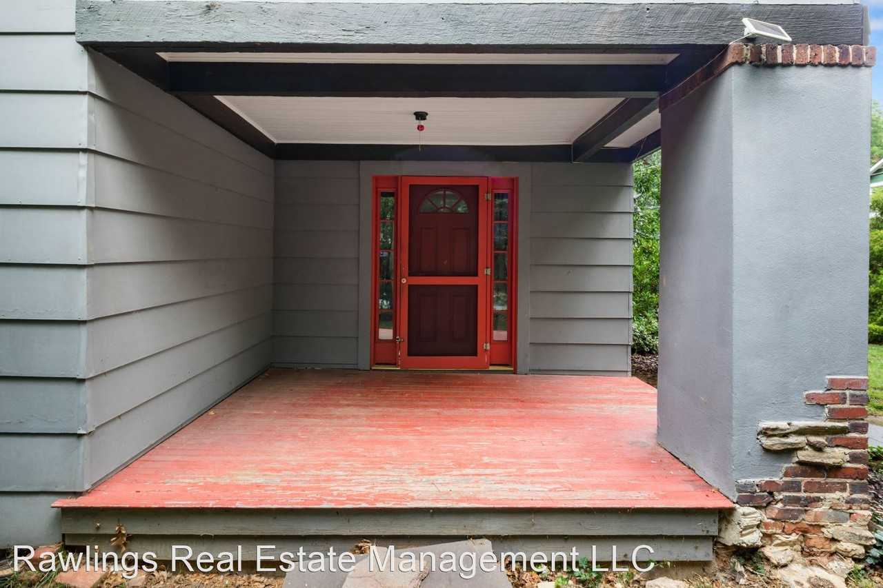 70 Furman Ave - Photo 2 of 17