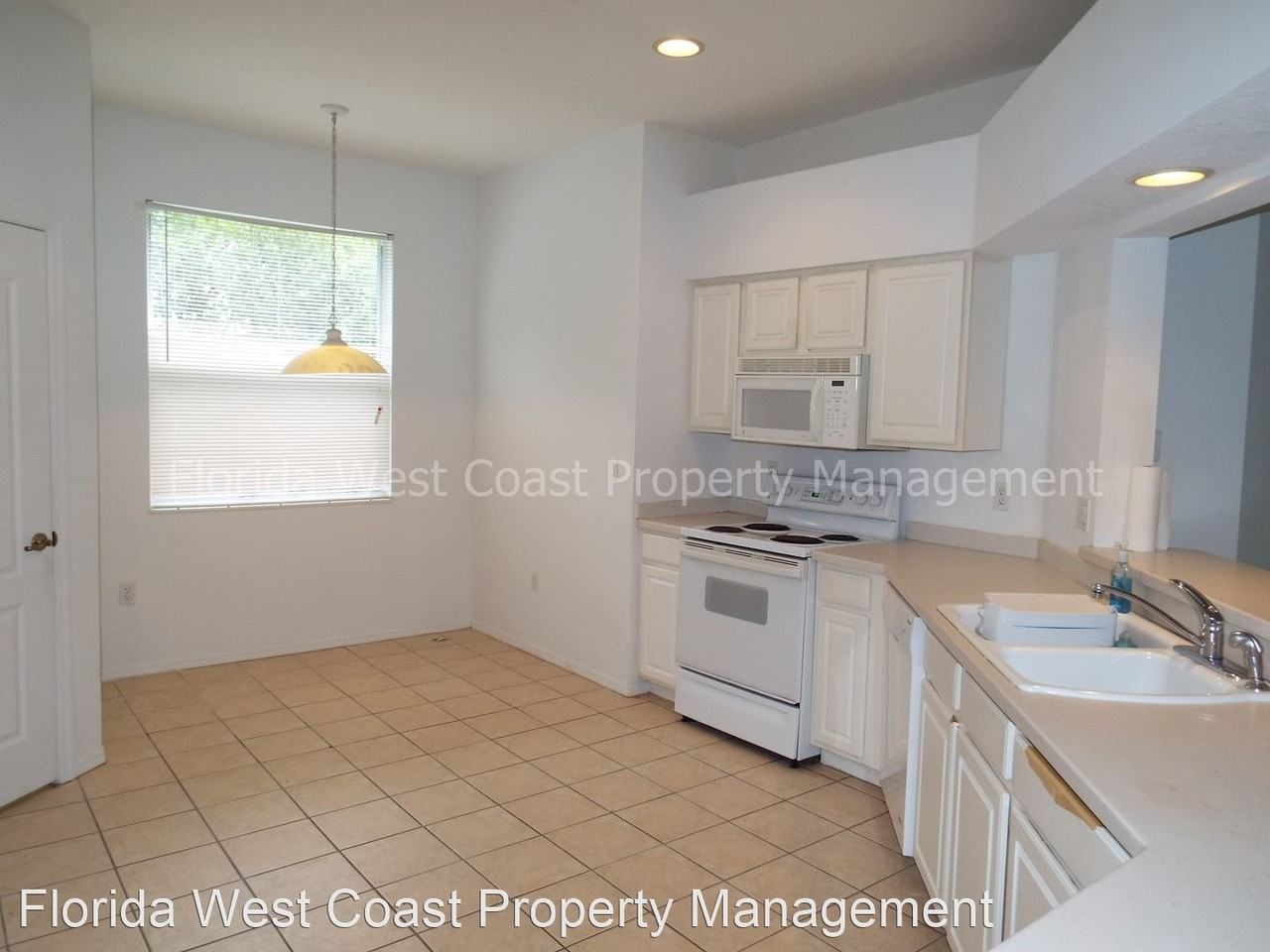 5915 Laurel Creek Trl - Photo 3 of 11