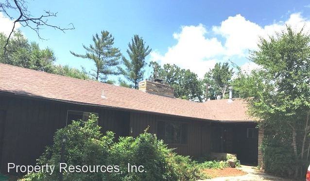 635 Meadowbrook Dr - Photo 2 of 10