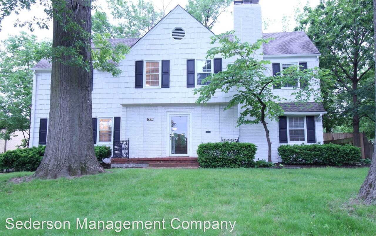 601 W 50th St - Photo 2 of 26